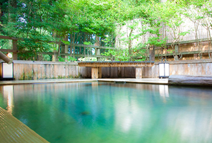 金沢で温泉や食事を楽しみたいなら【一里野高原ホテルろあん】